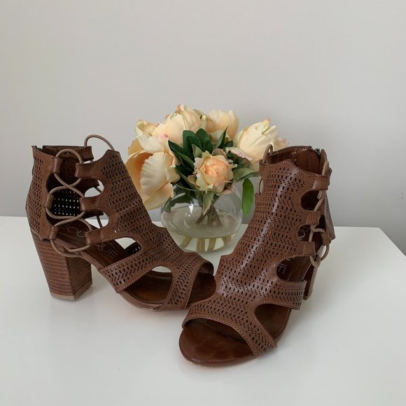 Boutique By Corkys Brown Heel Shoes, Size 7 - Picture 12 of 14